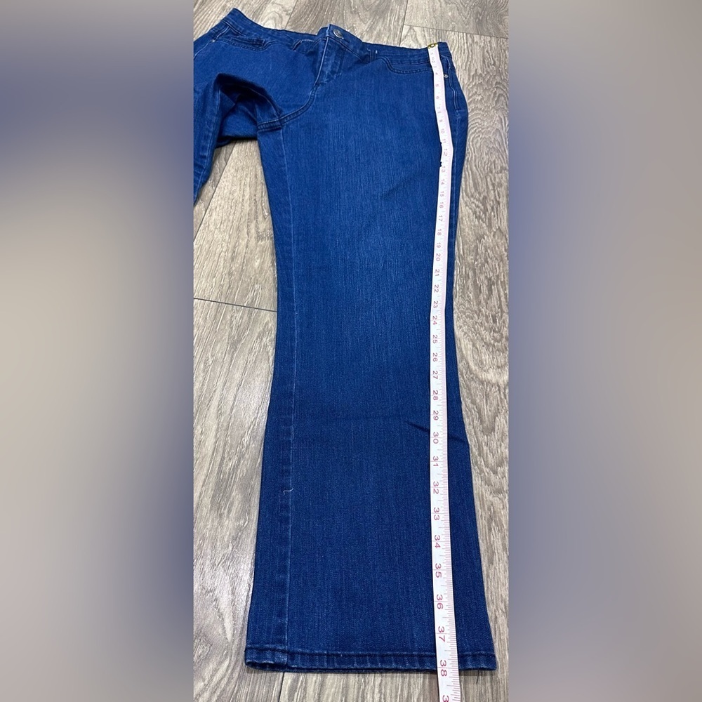 💙💙Gloria Vanderbilt Blue Jeans Size 10💙💙 - Picture 7 of 11